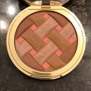 Too Faced Makeup - Too Faced Sweetie Pie bronzer blush combo Too Faced Makeup - Too Faced Sweetie Pie bronzer blush combo